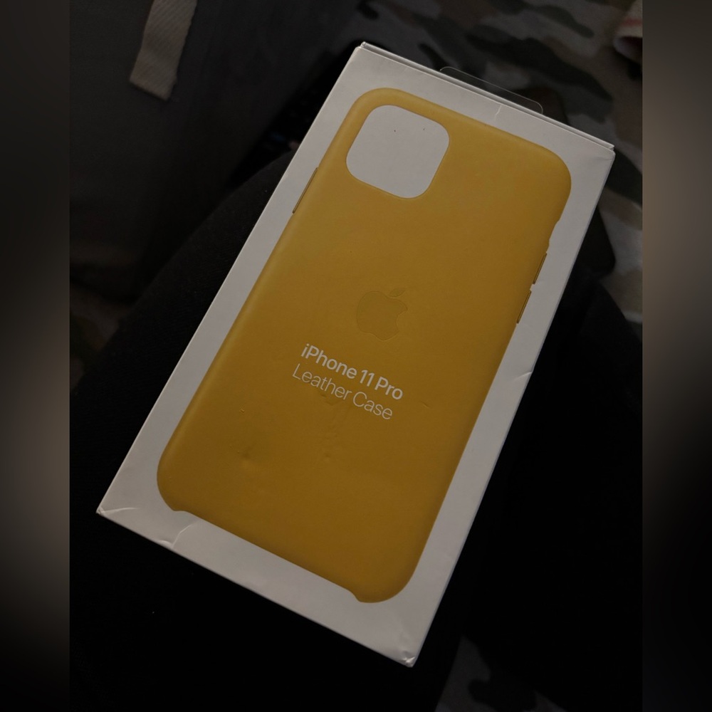 Apple iPhone 11 Pro Leather Case in Yellow